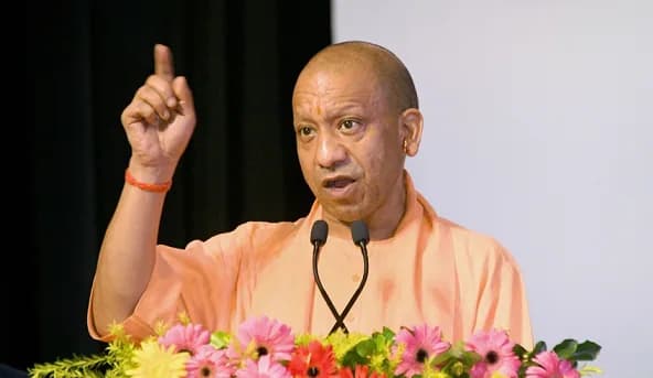 गांव में लगातार छः महीने रहने वाले का नाम ही जुड़ेगा वोटर लिस्ट में, योगी कैबिनेट का बड़ा फैसला