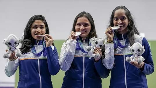 शूटिंग में अमानुष और रुद्राक्ष का जलवा, टेबल टेनिस के क्वार्टर फाइनल में भारत का उद्घाटन